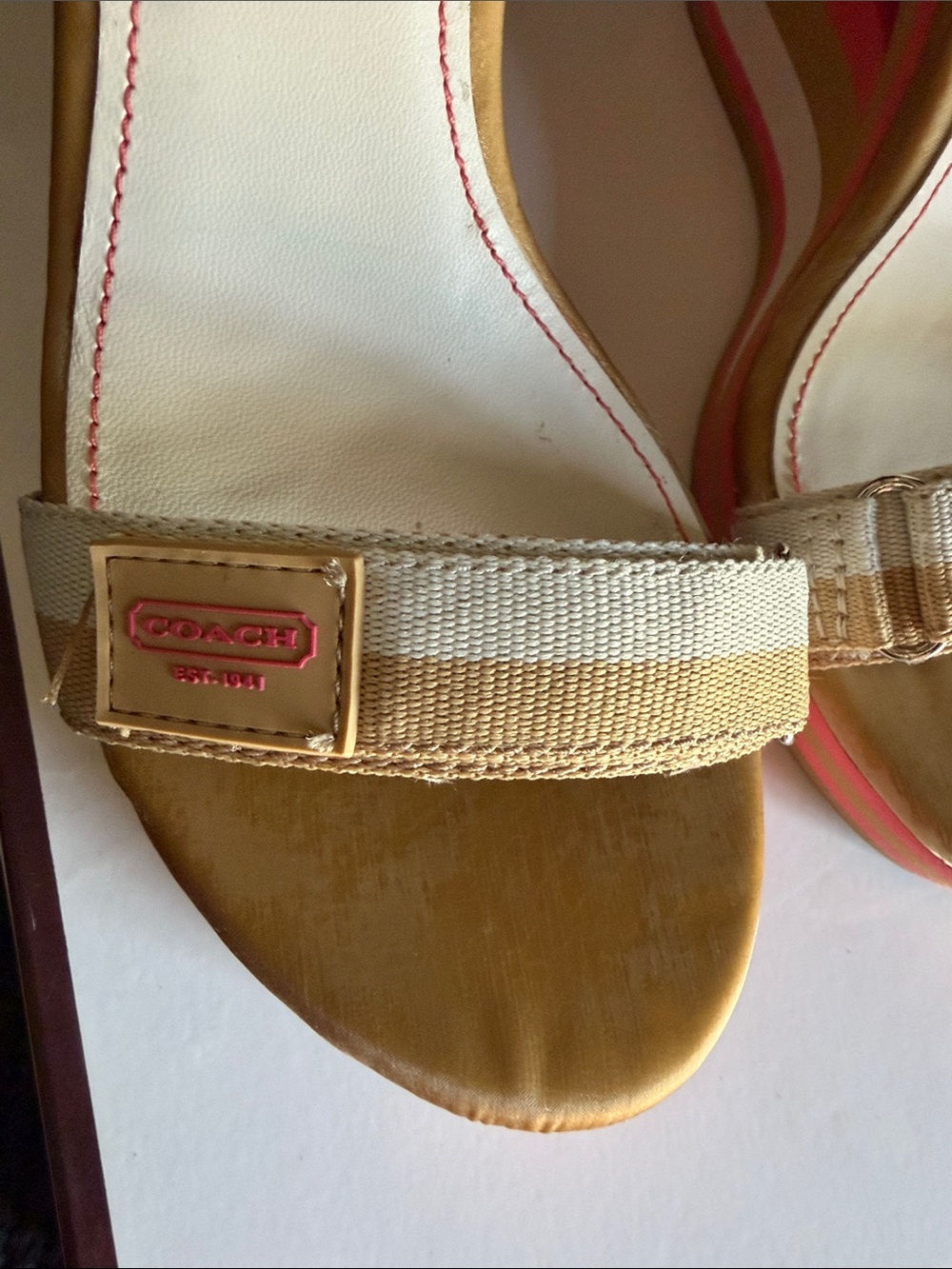 COACH Striped Wedge Sandal in Tan & Pink 7.5 (50) - Picture 4 of 8